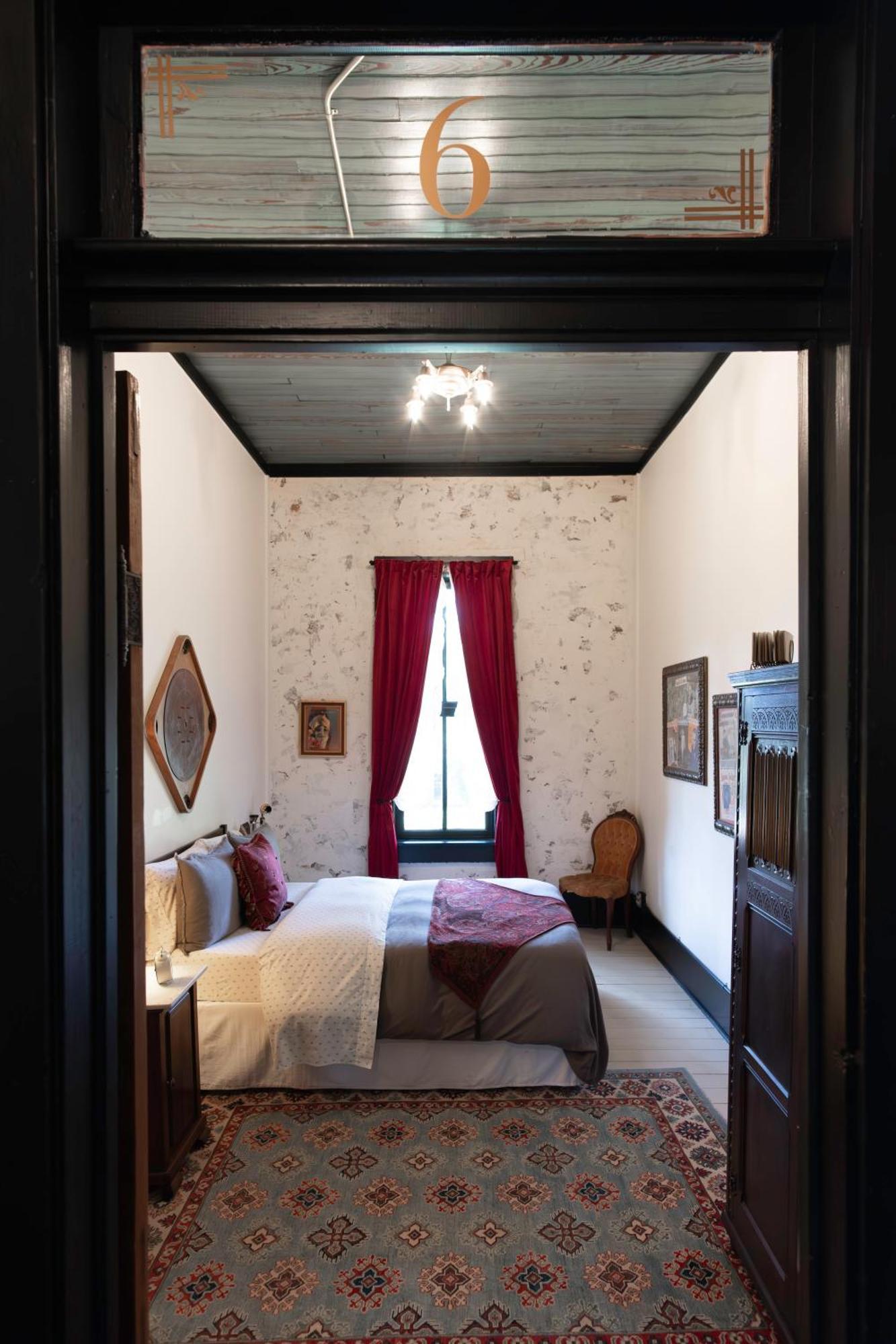 Beard And Lady Inn Chester Εξωτερικό φωτογραφία
